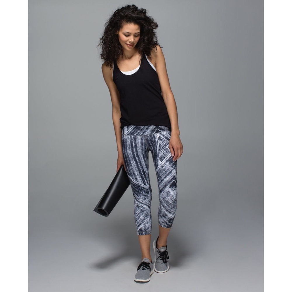 Lululemon Wunder Under Black White Crop Leggings - Picture 9 of 16